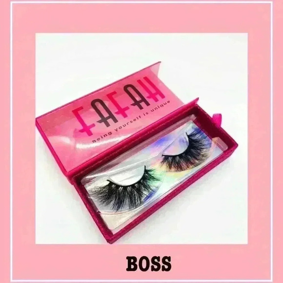 The Boss Lady 3D Lashes ✨ (Premium Quality) - Picture 3 of 4